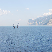 Surfen auf dem Gardasee Surfen in Südafrika